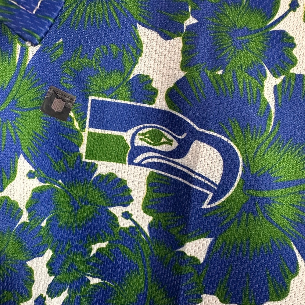 Seahawks Training Camp Exclusive Aloha Shirt New